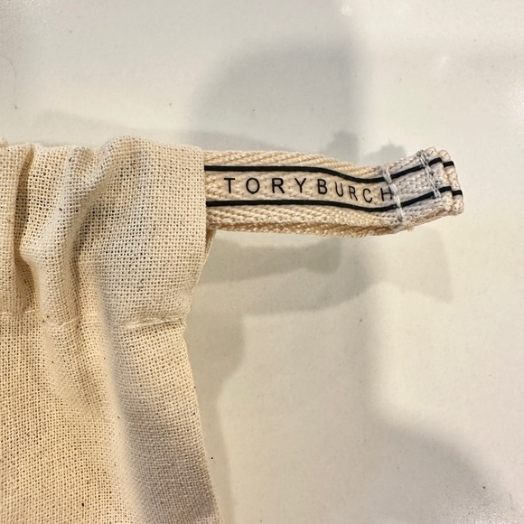 NWT! 🔥🔥Tory Burch Ivory Enamel Hoop Earrings - Picture 5 of 8